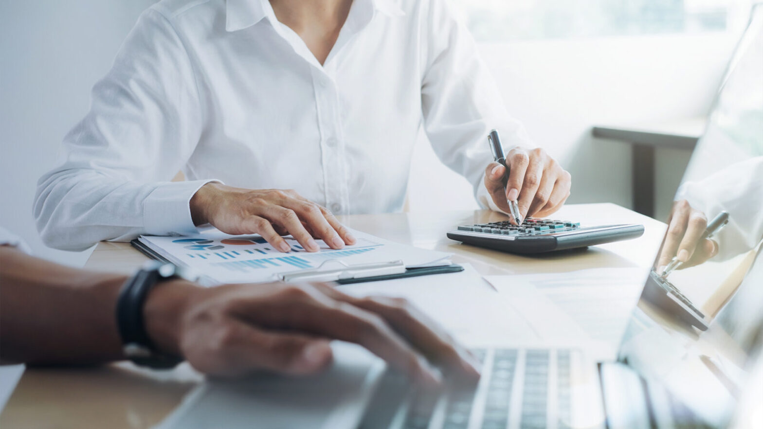 Оновлення вимог до внутрішнього аудиту на ринках небанківських фінансових послуг